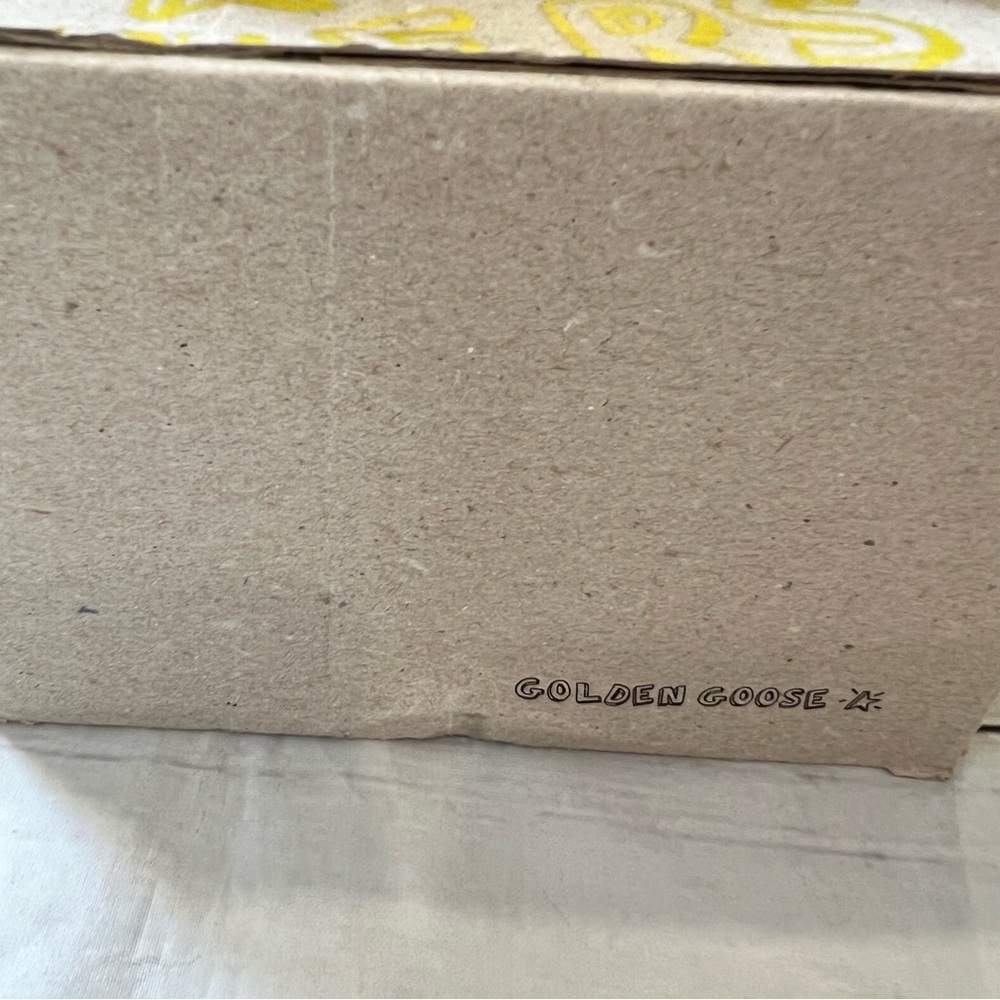 🆕Golden Goose Deluxe Brand Superstar Sneaker - Picture 7 of 12
